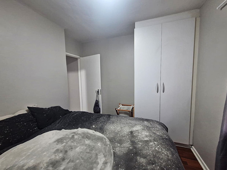 2 Bedroom Property for Sale in Uitzicht Western Cape